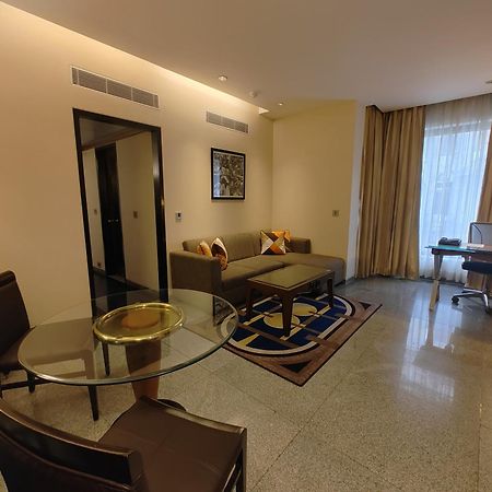 מומביי Hotel Marine Plaza מראה חיצוני תמונה