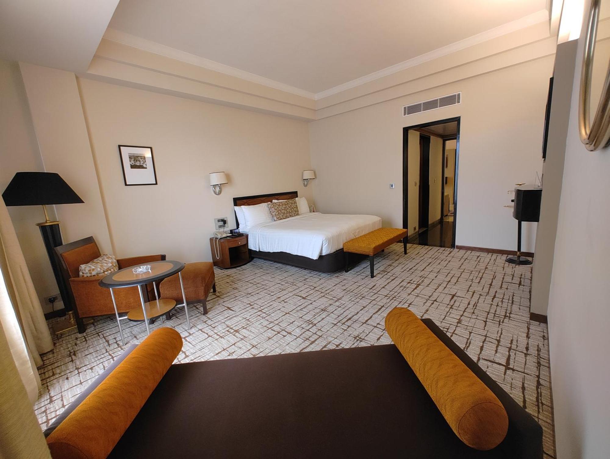 מומביי Hotel Marine Plaza מראה חיצוני תמונה